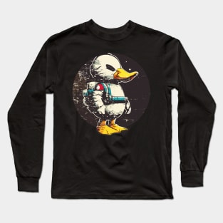 Street art Vintage space astronaut duck Long Sleeve T-Shirt